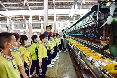 豪车驶入古韵厂区，亲子研学融汇丝路文化——佛山南海丝厂汽车4S店特色亲子活动纪实